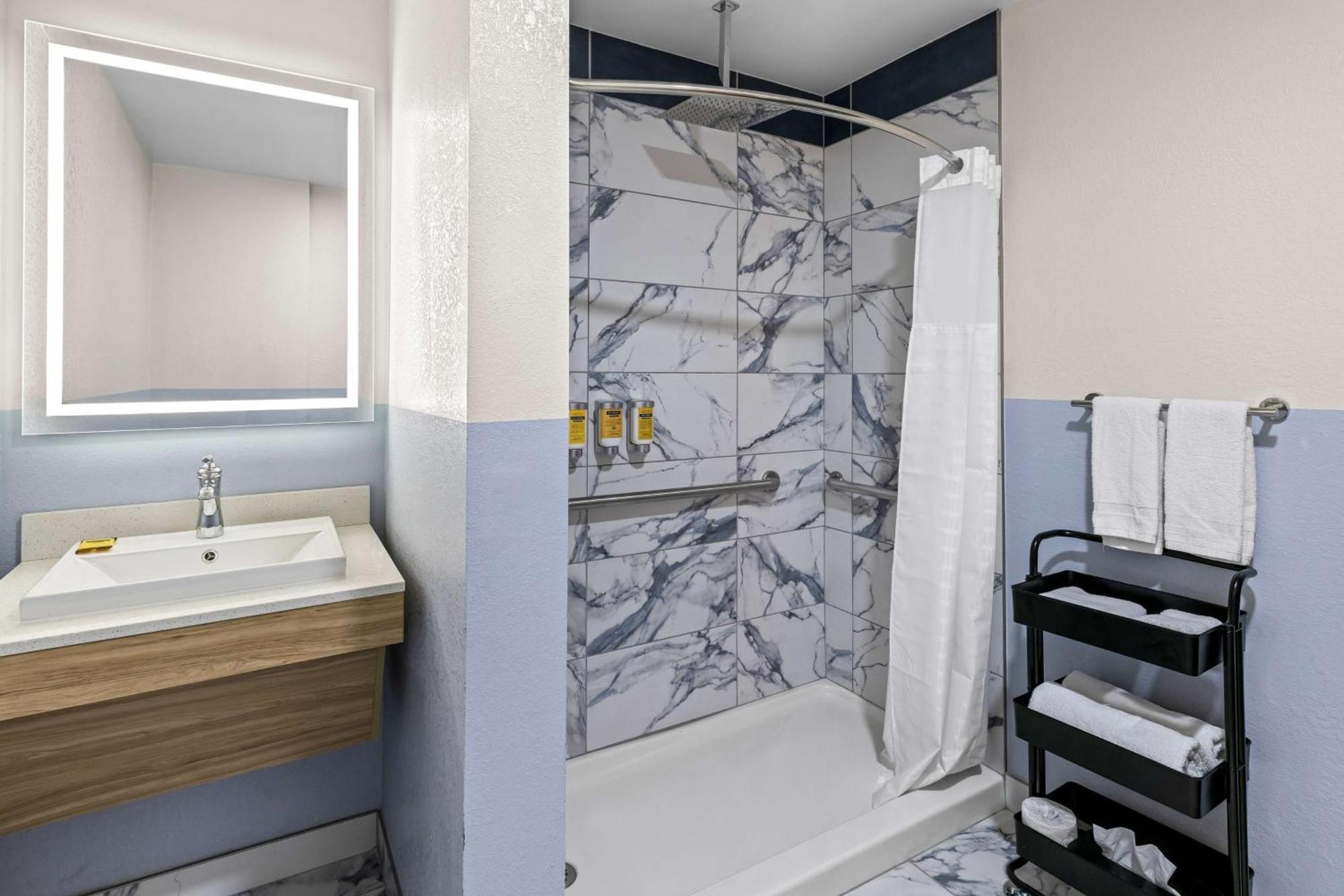 Best Western Buffalo Inn & Suites Exterior foto